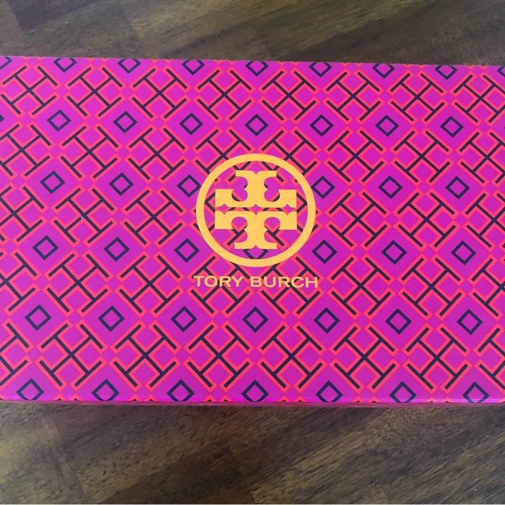 NIB $198 Tory Burch Miller Colorblock Sandals in SWEET CORN/NEW CREAM- size 9.5!